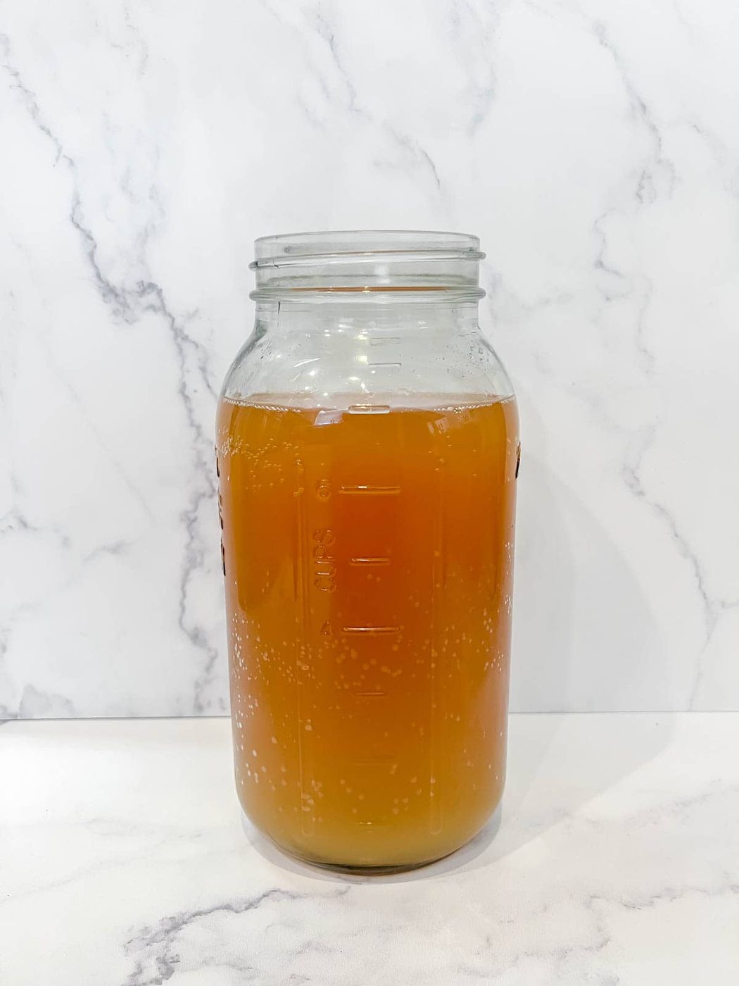 Making a Thanksgiving Punch with alcohol instructions.