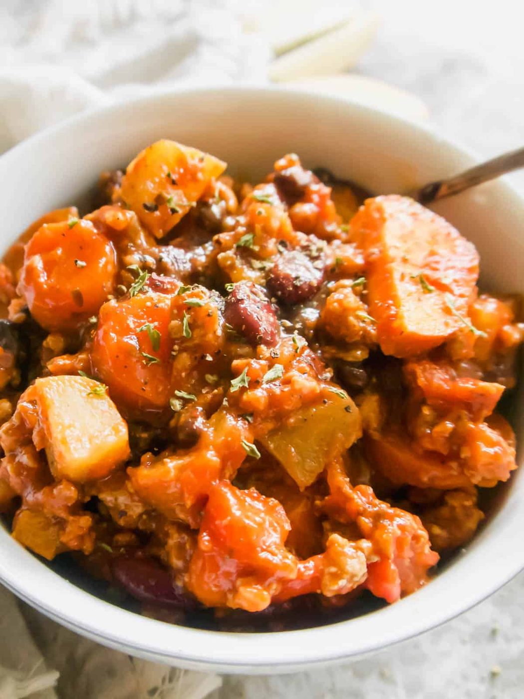 Fall chili recipe with beans and turkey.