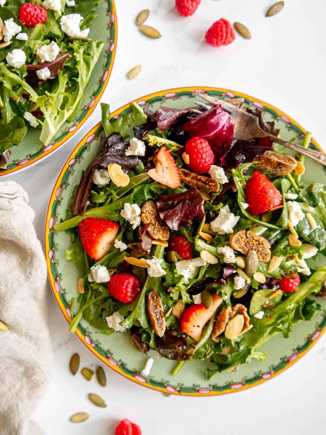 Goat Cheese and Vanilla Vinaigrette: Berry and Fig Salad