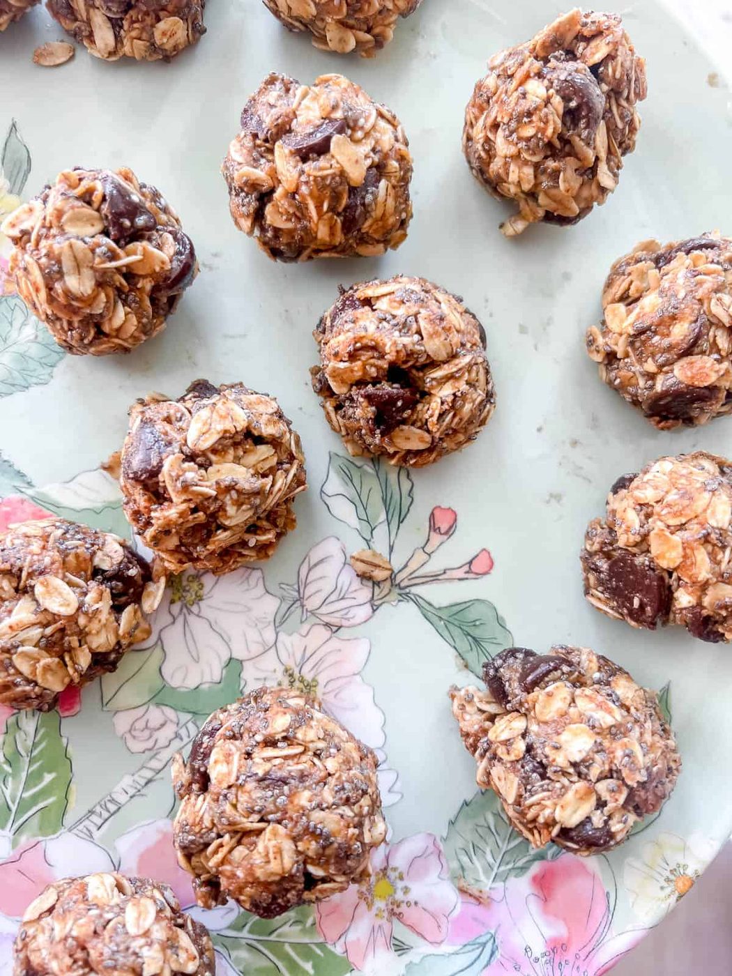 Energy balls rolled into balls and on a plate.