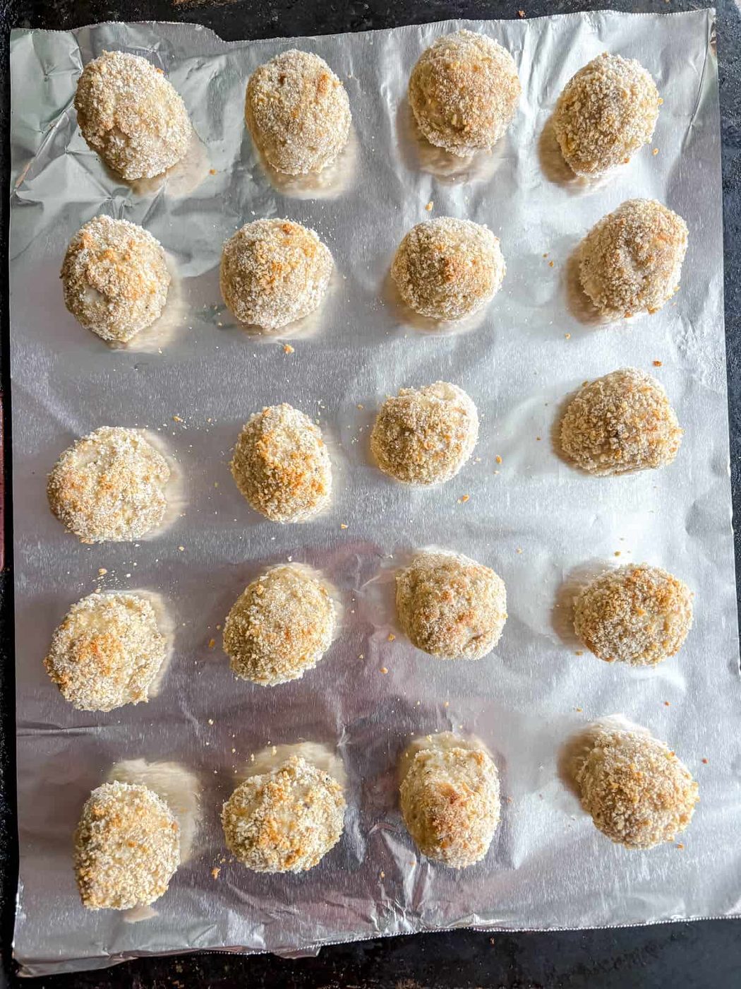 Chicken parmesan meatballs after baking.