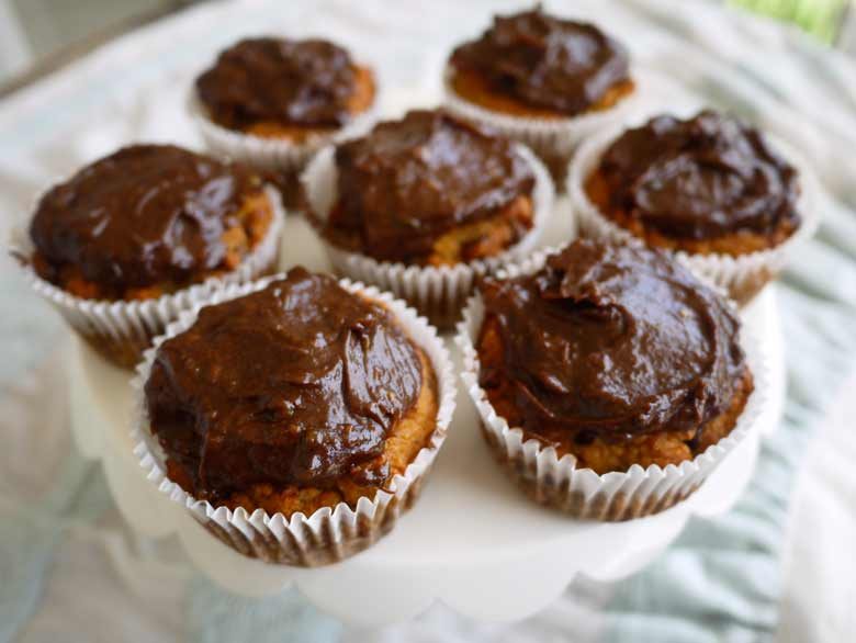 Chocolate Chip Muffins w/ Chocolate Avocado Frosting, paleo, GF