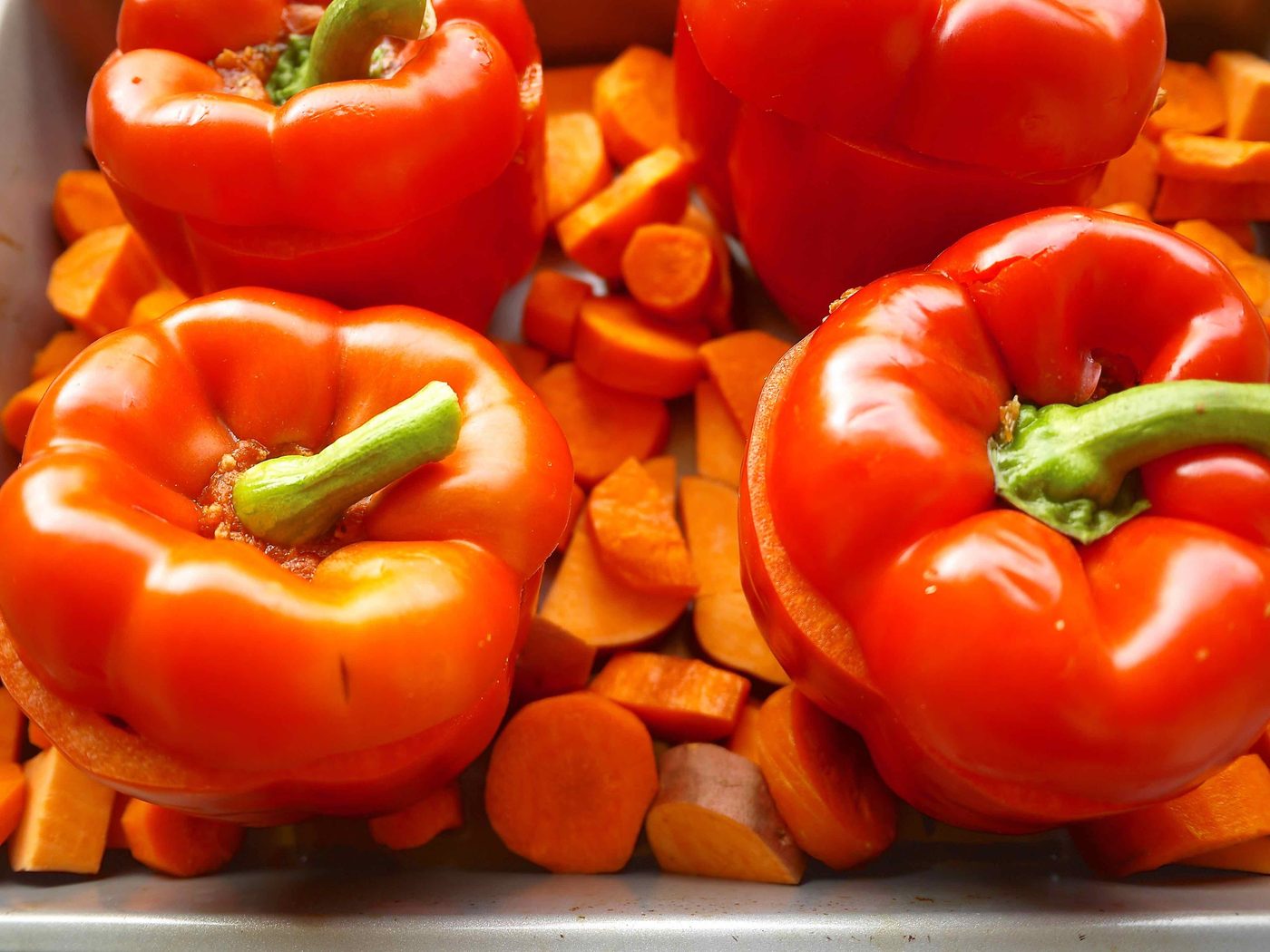 Clean-Ground-Turkey-Roasted-Stuffed-Peppers-paleo-