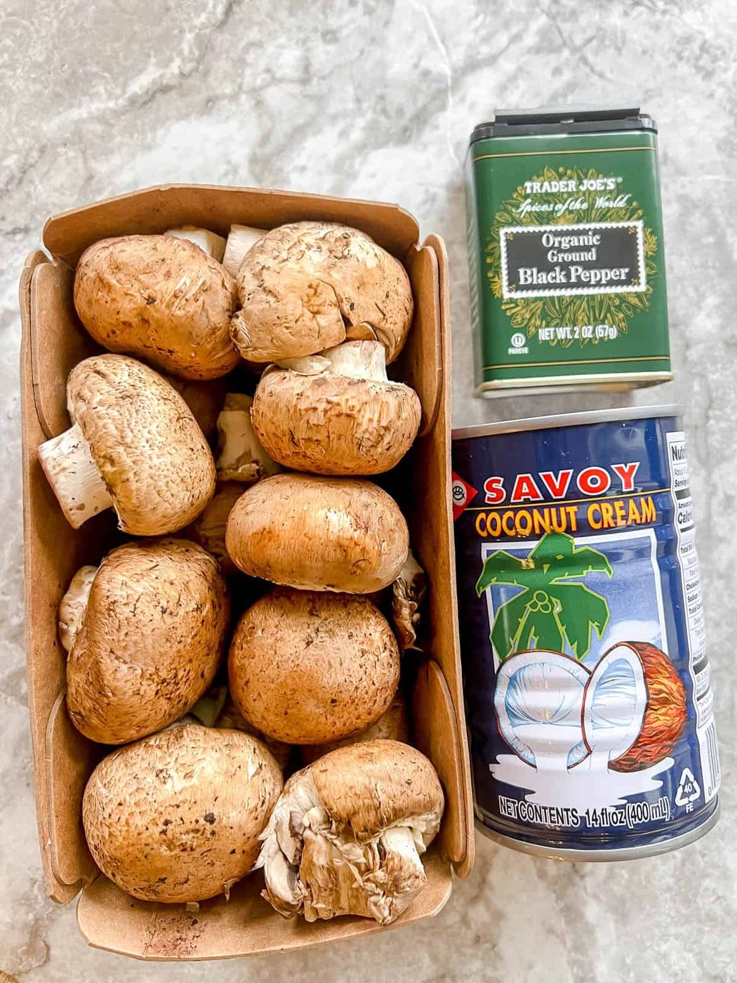 Ingredients needed to make dairy-free mushroom sauce.