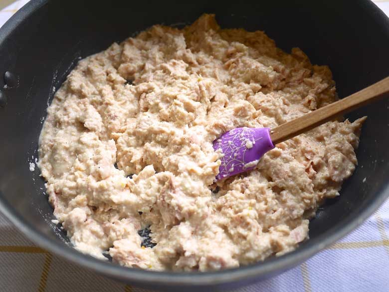 Creamy-Garlic-and-Tuna-Zucchini-Noodles-paleo-4
