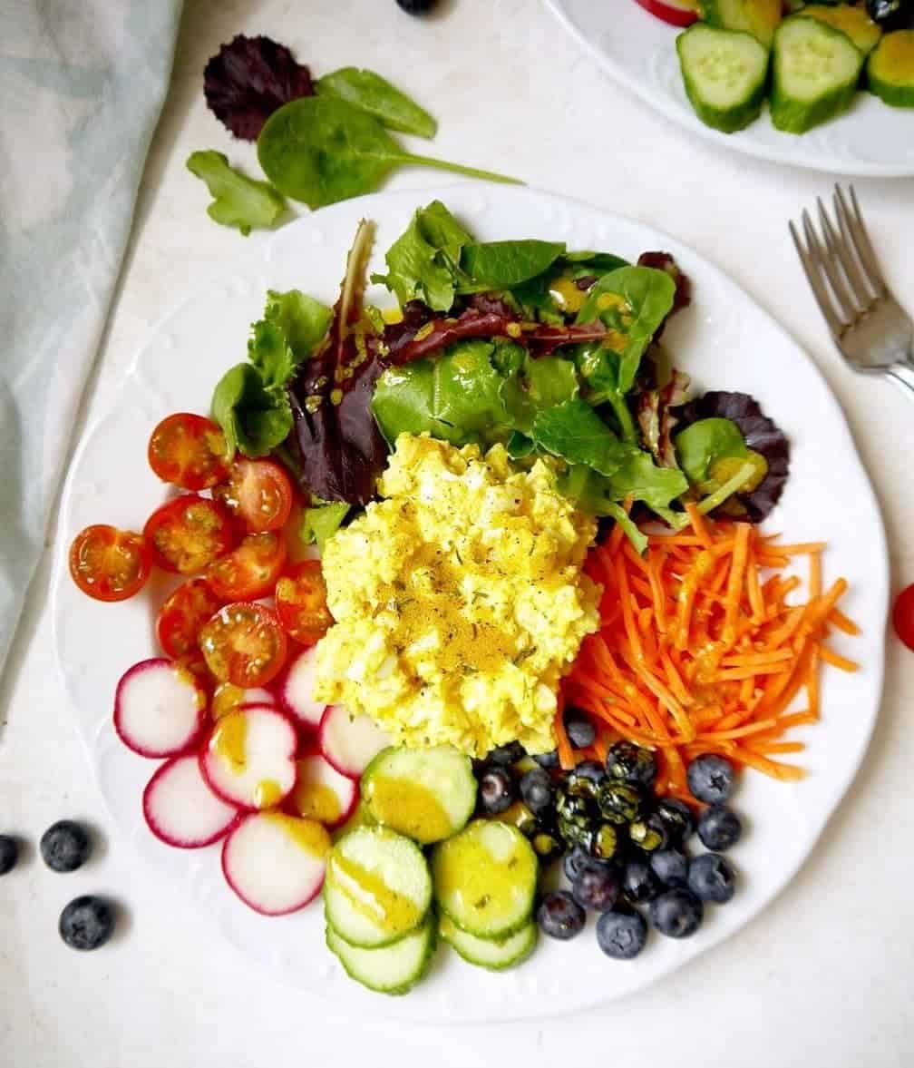 Turmeric Dijon Dressing: Fresh Garden Egg Salad