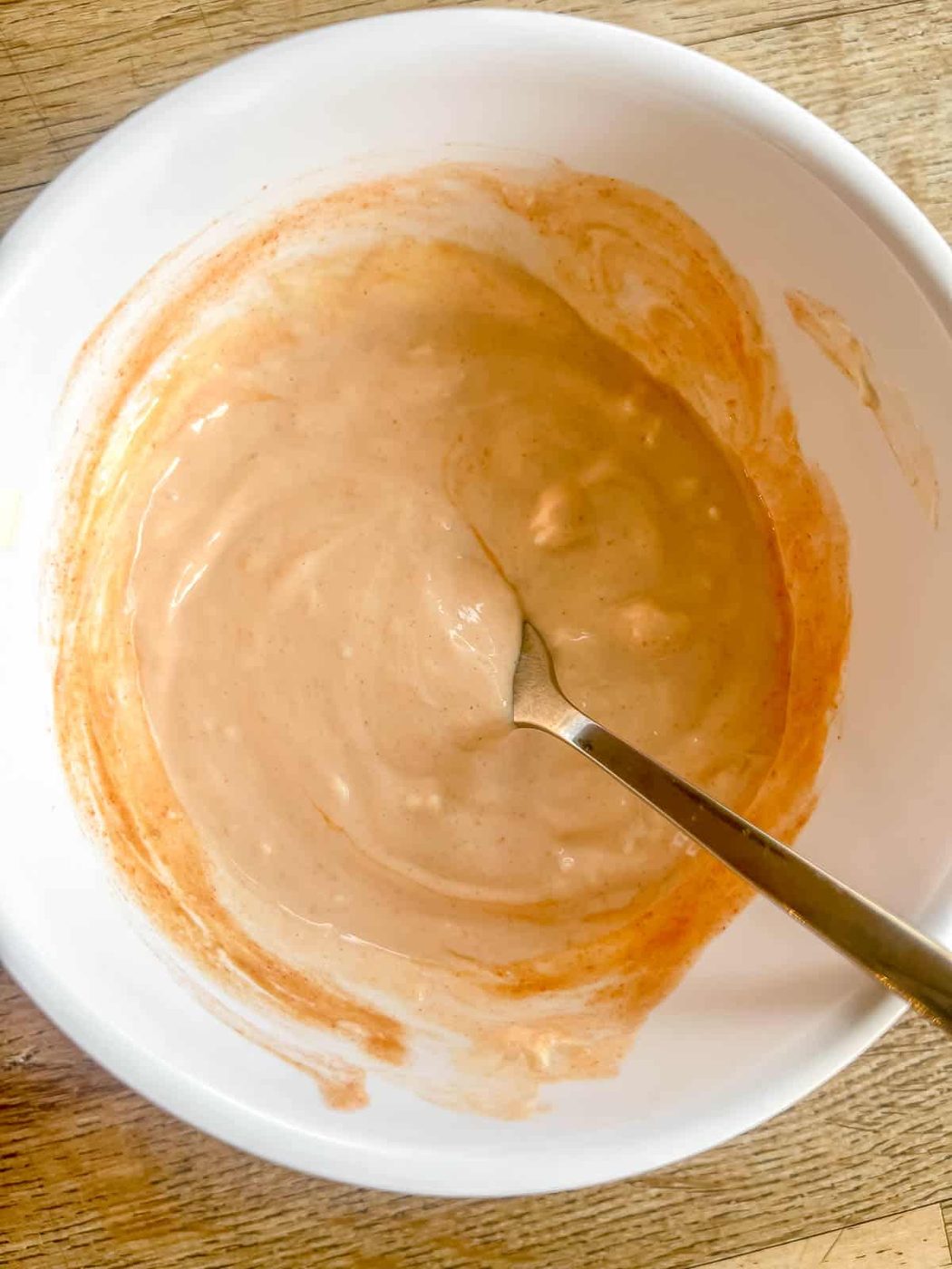 Spicy mayo in a bowl.