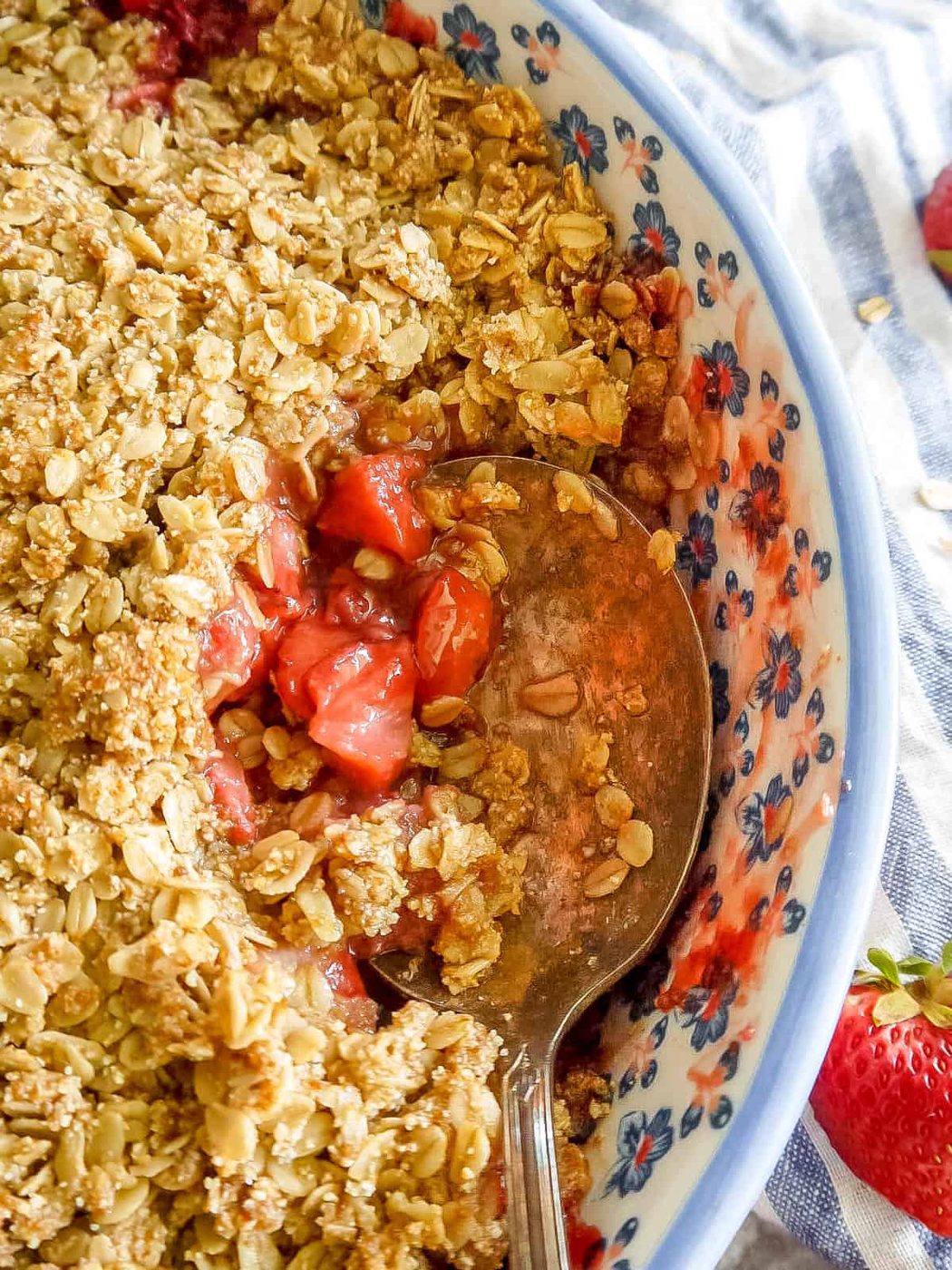 Gluten free Strawberry Crisp Recipe, Dairy-free, Vegan