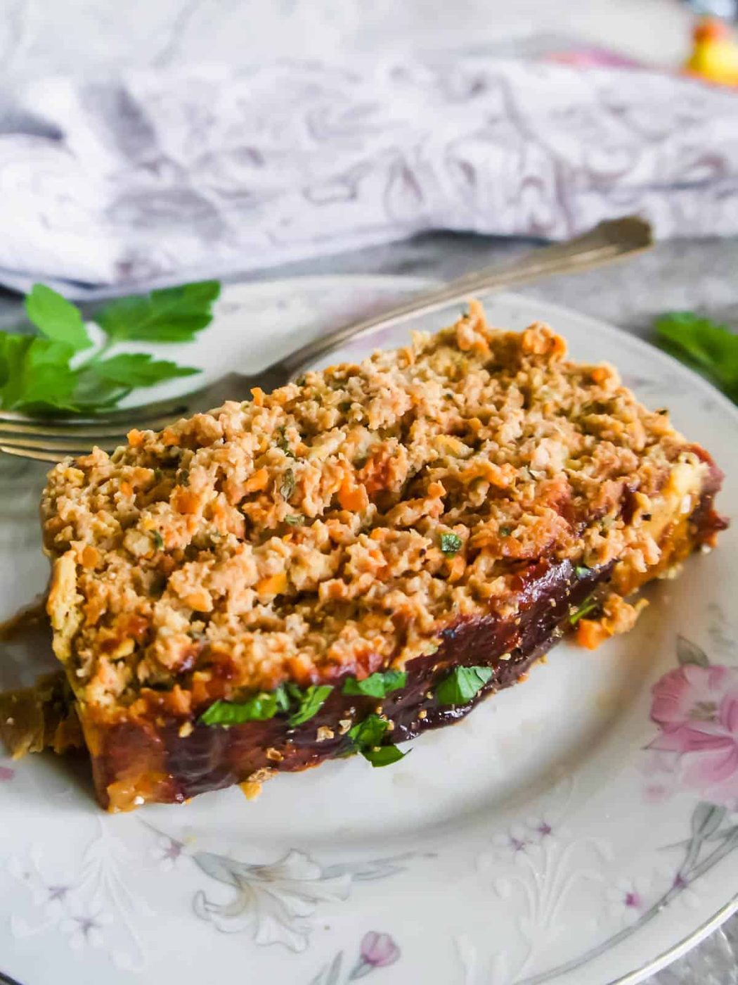 Sliced meatloaf with ground chicken.