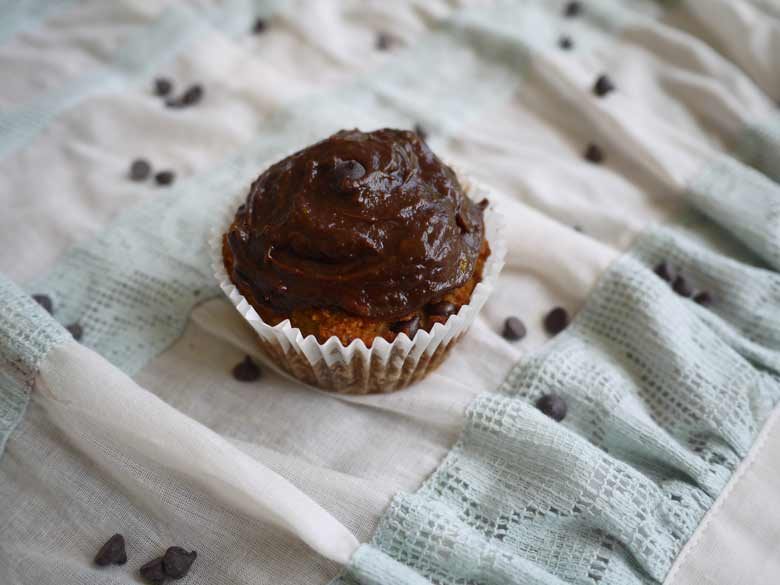 Paleo Fudgy Chocolate Avocado Frosting (GF)