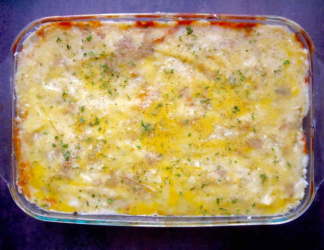 An egg added to the top of the dish.