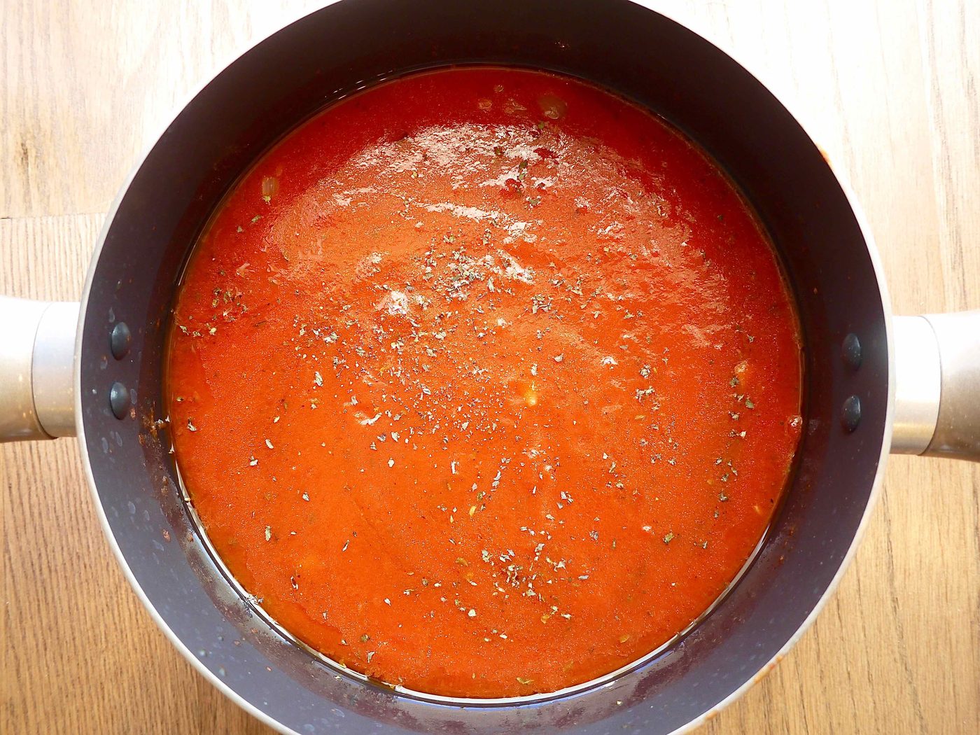 Marinara sauce before cooking.
