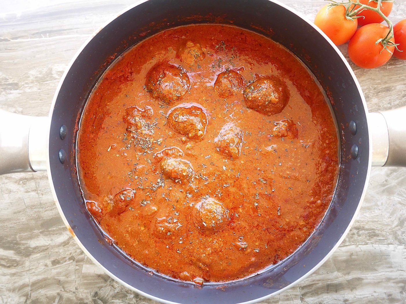 Gluten free meatballs recipe after cooking.