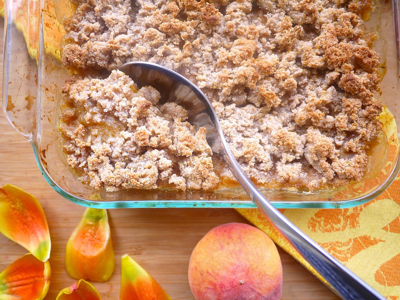 Paleo-Peach-Crumble-5