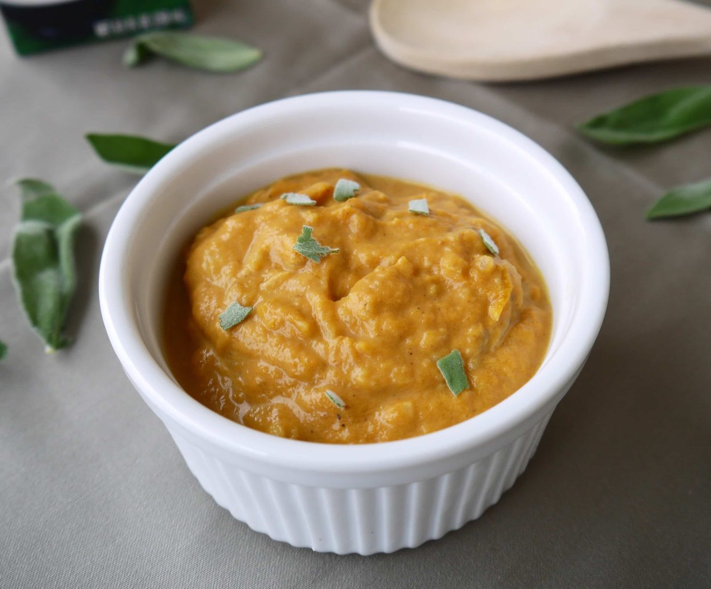 Paleo Pumpkin Alfredo Sauce