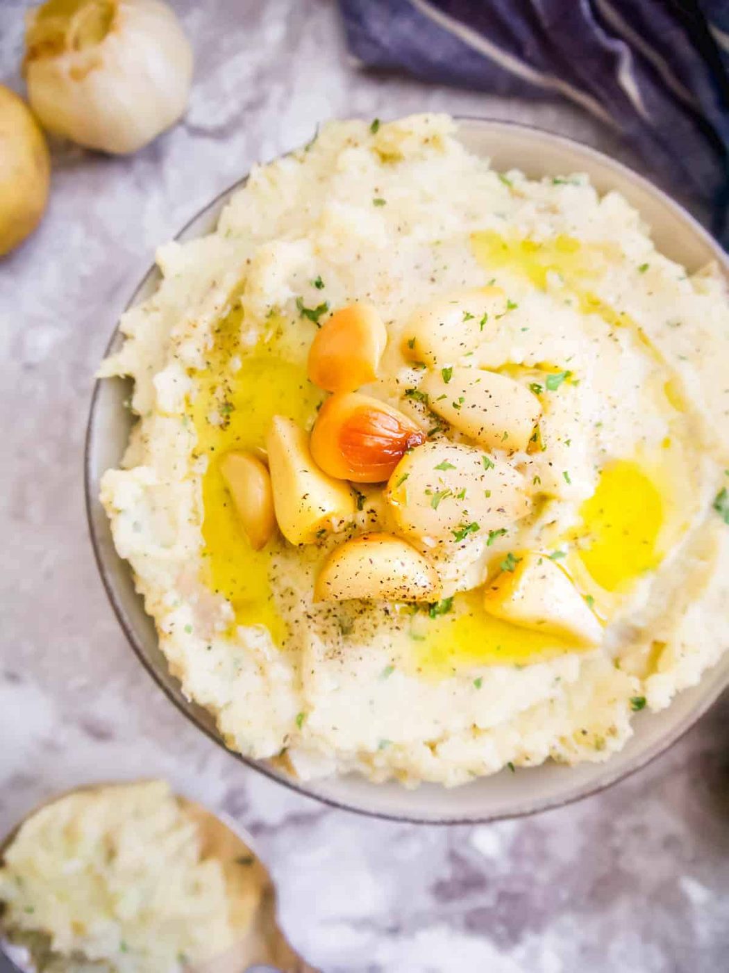 Roasted Garlic Mashed Cauliflower and Potatoes (Paleo, Whole30)