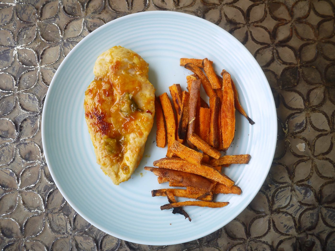 seasoned-sweet-potato-fries-paleo-.-3