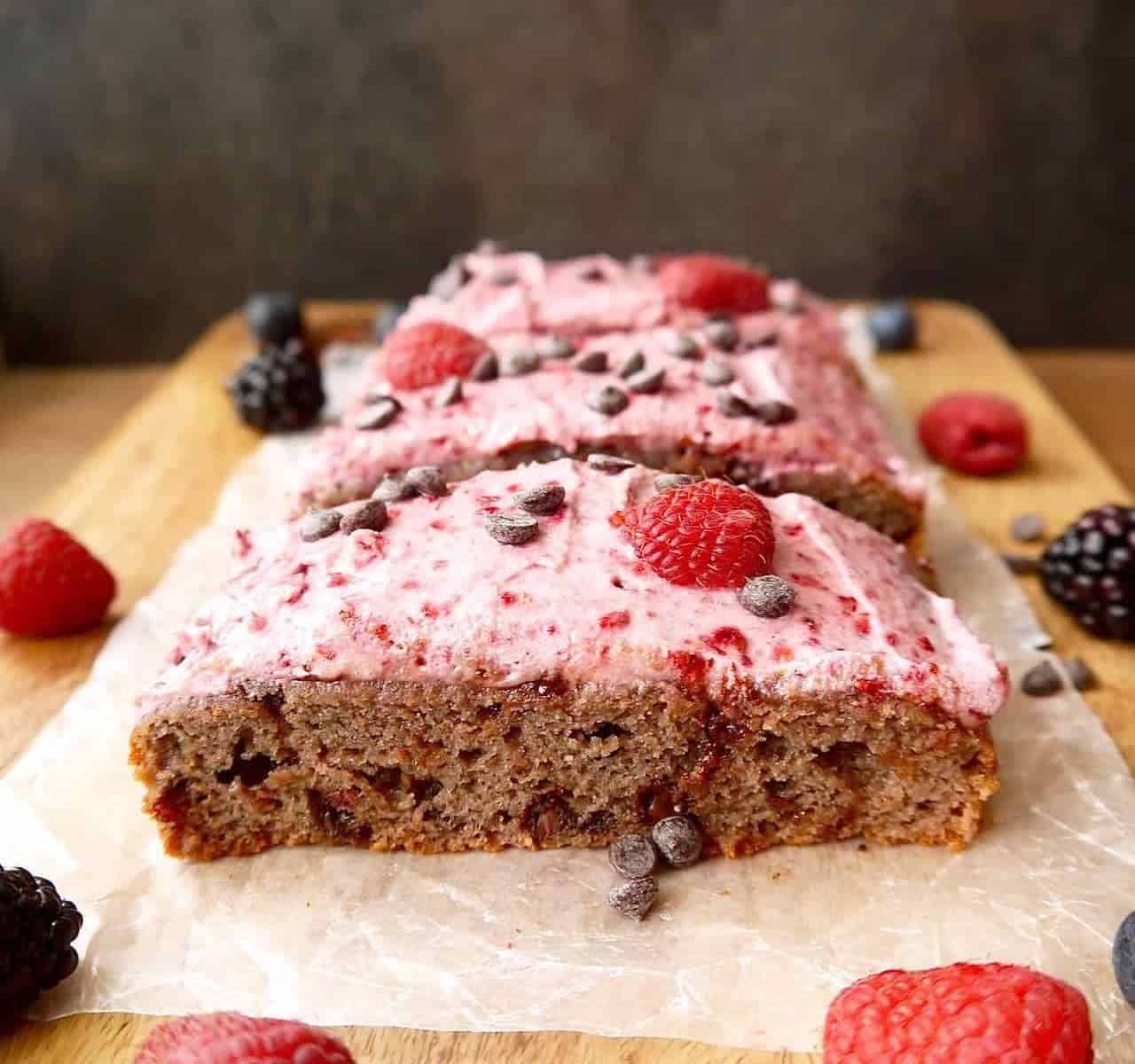 Raspberry Frosting: Small Paleo Raspberry Chocolate Chip Cake