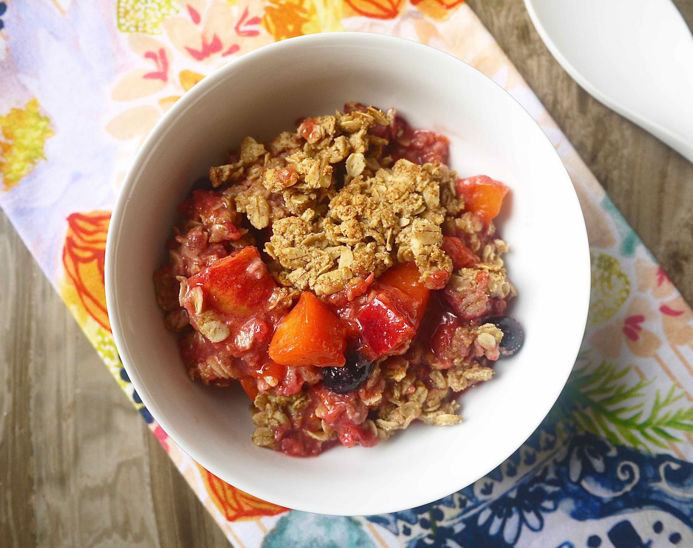 The Absolute Best Summer Crisp! (refined-sugar free, gluten-free, flour-free, dairy-free) (Paleo option provided)