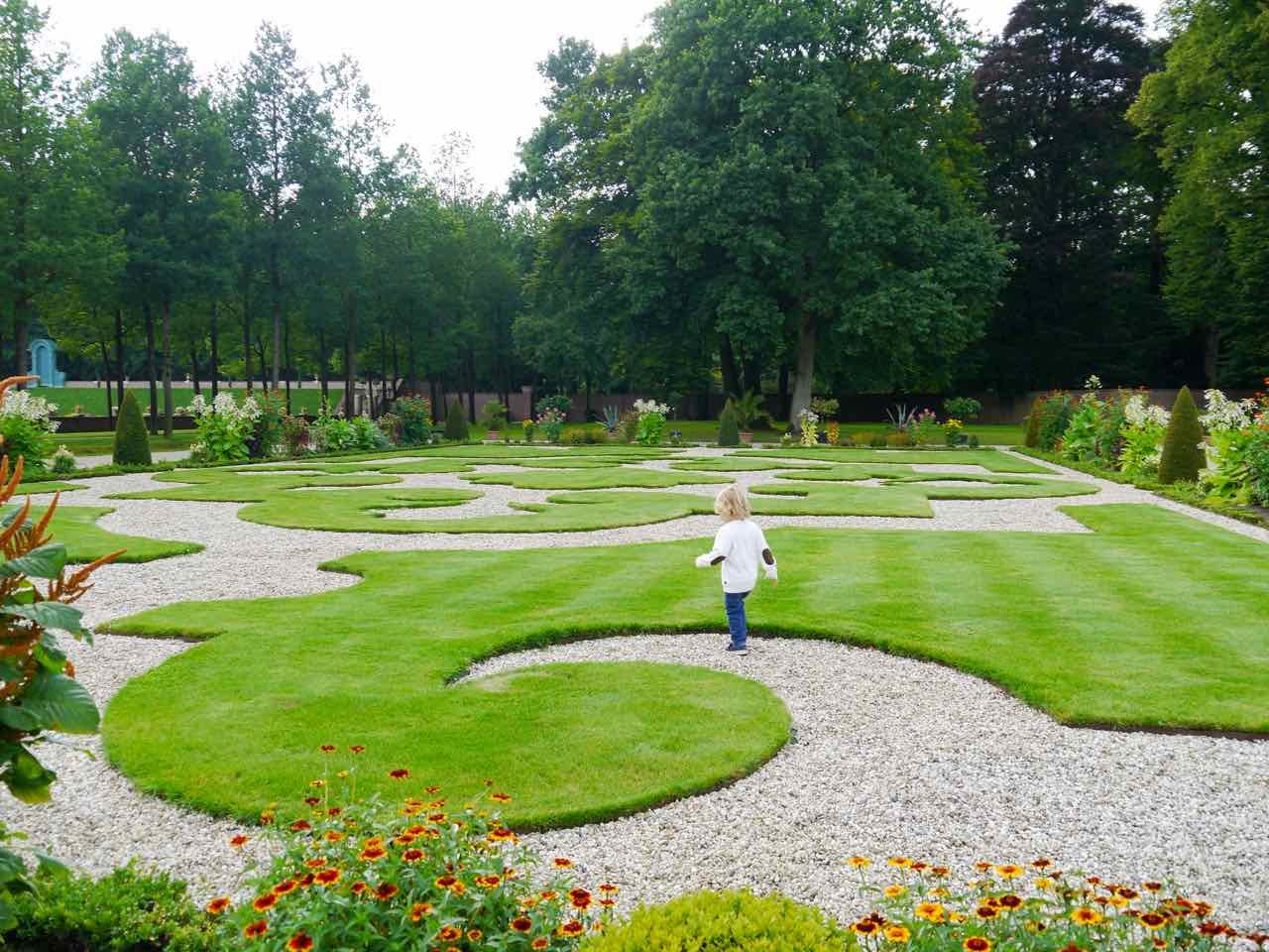 The Netherlands- Arnhem, Amersfoort, Gouda, Delft, Veere