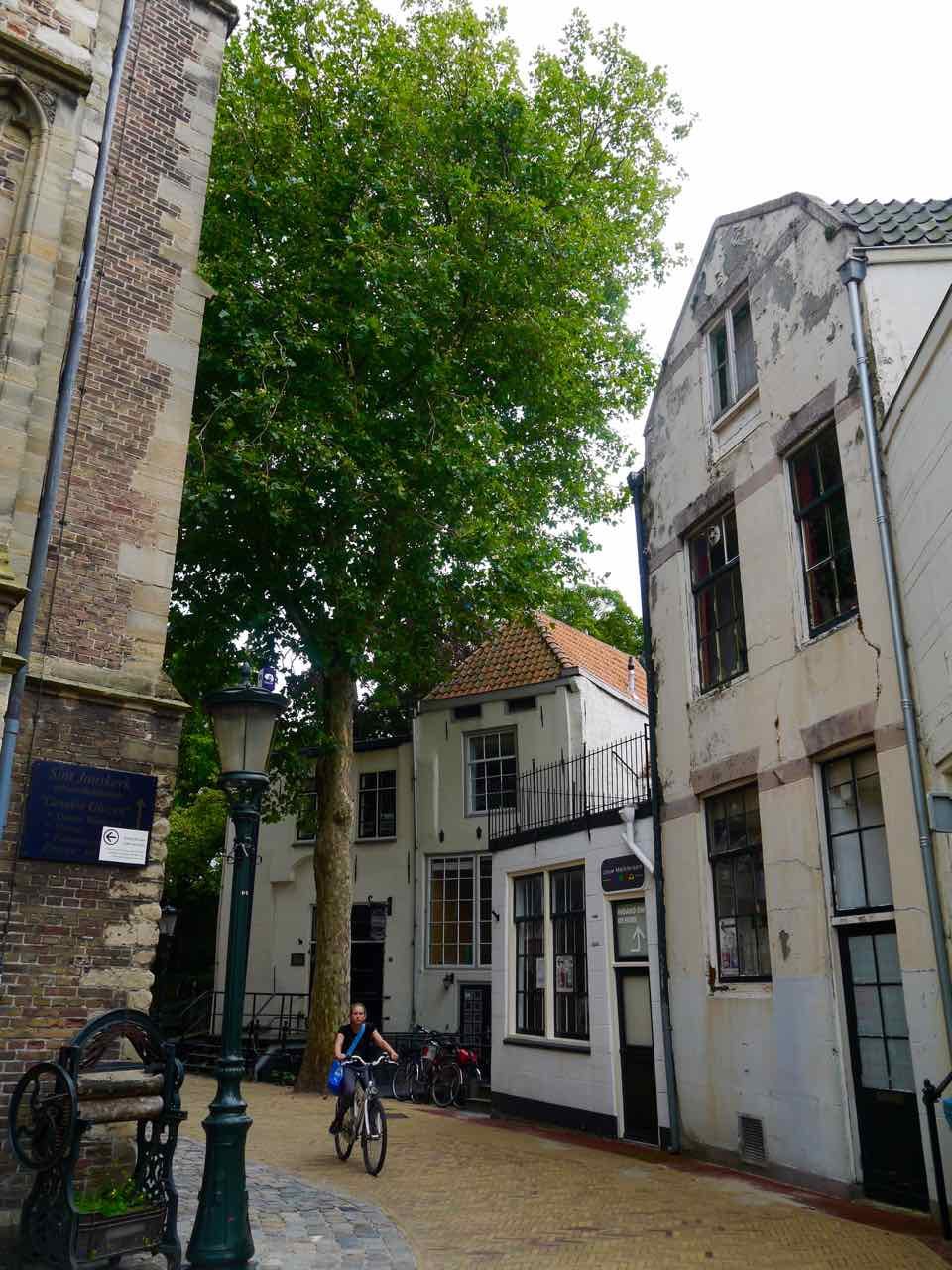 The Netherlands- Arnhem, Amersfoort, Gouda, Delft, Veere