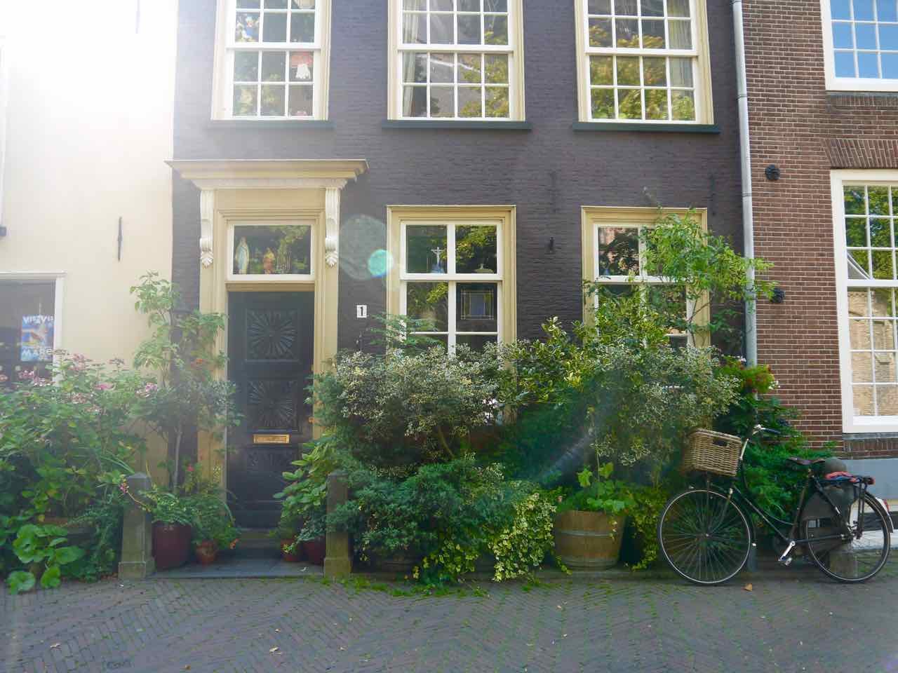 The Netherlands- Arnhem, Amersfoort, Gouda, Delft, Veere