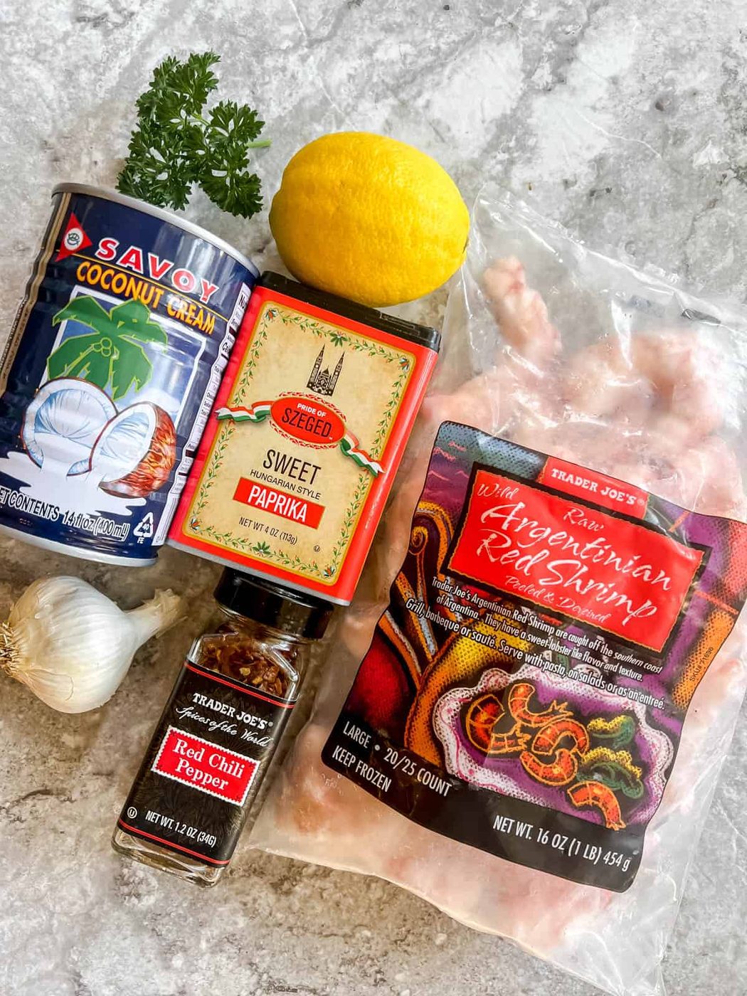 Ingredients needed to make papruka garlic shrimp.