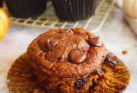 Cozy Paleo Pumpkin Spice Muffins