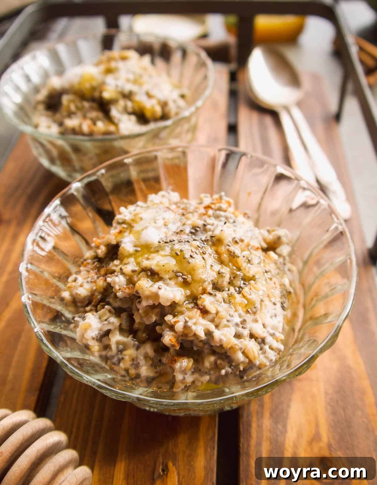 Nutrient-Rich Gluten-Free Steel Cut Oats with Chia and Coconut 3 Steel cut oats with chia seeds in two bowls.
