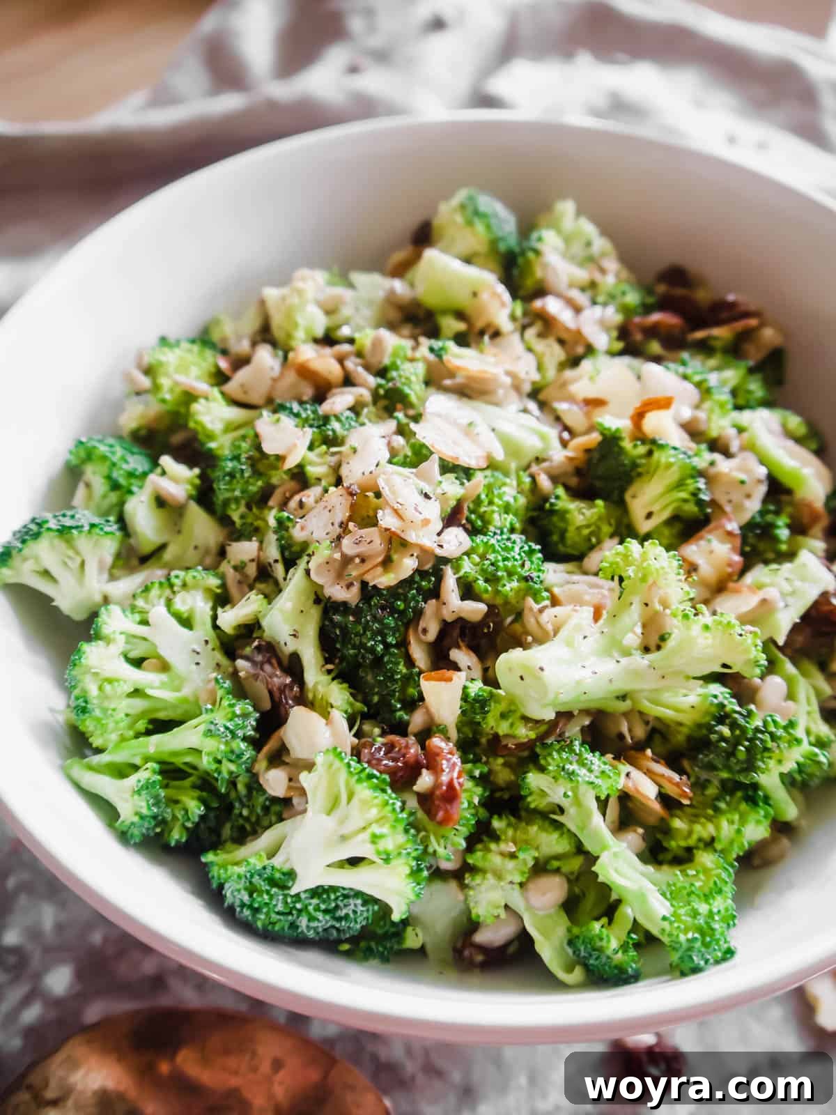 Broccoli salad without bacon in a large bowl.