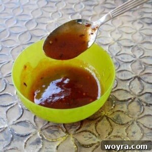 Primal Sweet Heat Dip 2 Close-up of Paleo Sweet and Spicy Dipping Sauce in a bowl