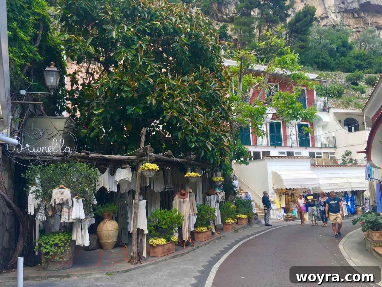 First Glimpse of Paradise: Positano on Our Amalfi Honeymoon 46 Amalfi Coast Honeymoon, Part 1: Positano | Perchance to Cook, www.perchancetocook.com